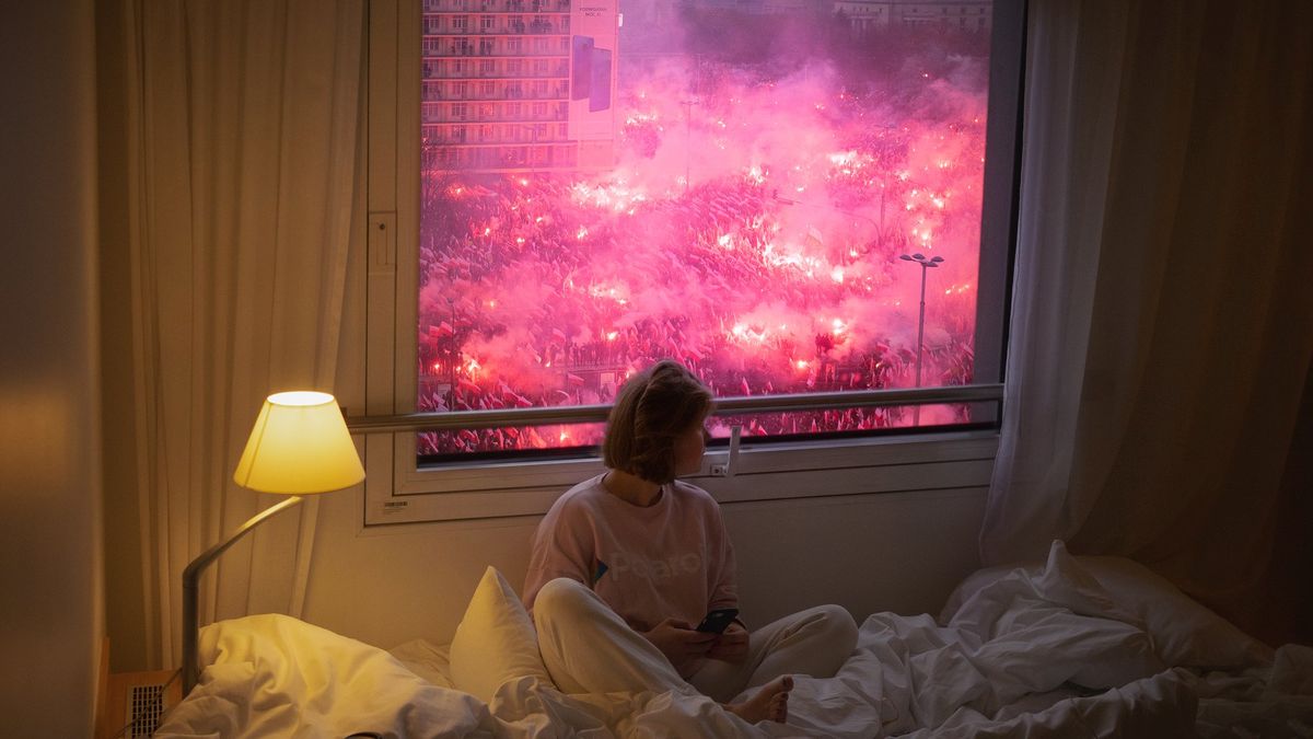 Ikoniczne zdjęcie z obchodów 100-lecia odzyskania niepodległości jest fotomontażem 1