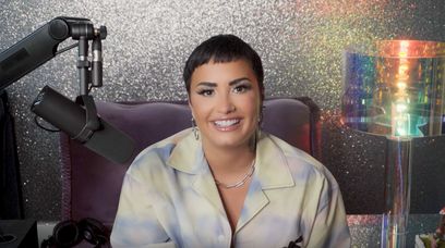 Dlaczego Demi Lovato jest piosenkarko? Czyli jak mówić o osobach niebinarnych