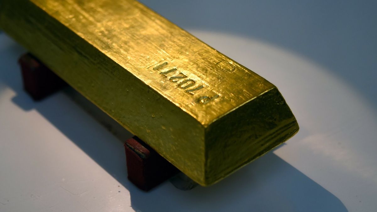 Wartość złota w zasobach NBP na koniec listopada wzrosła do blisko 12,94 mld dol.