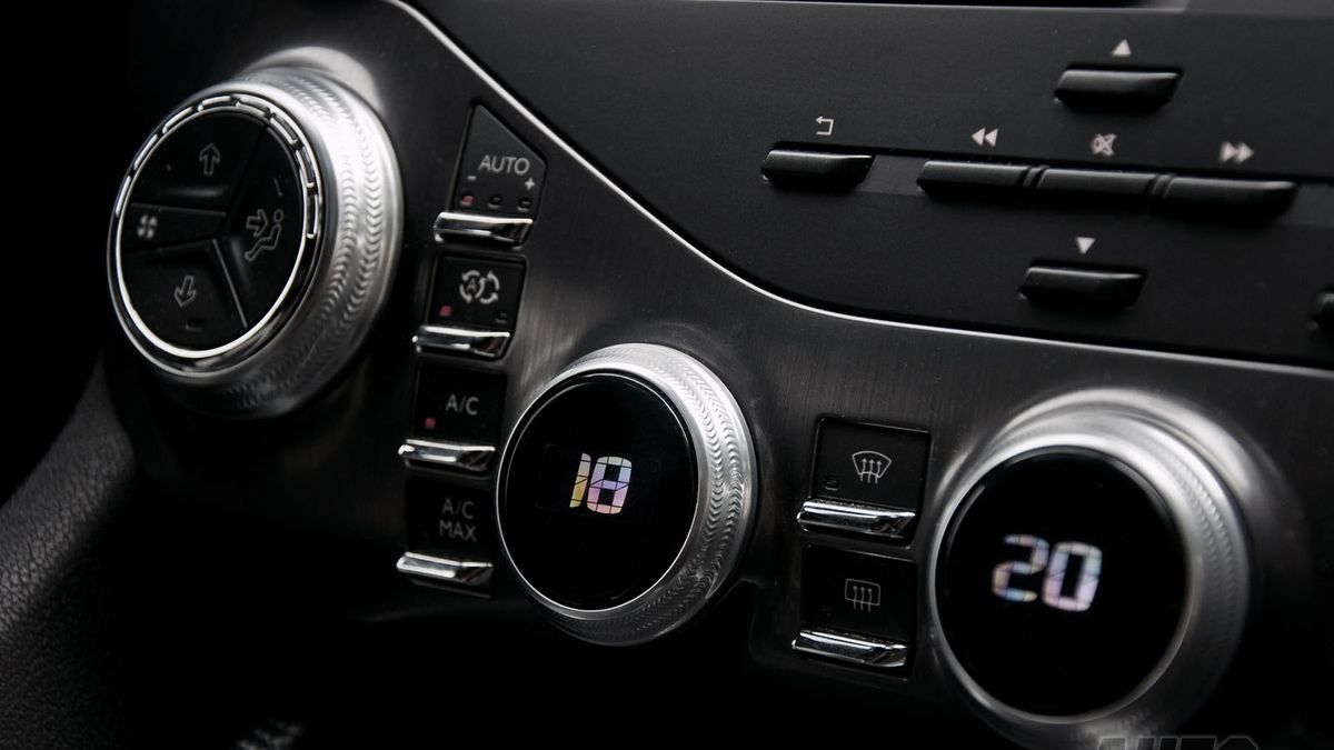 Panel sterowania klimatyzacją