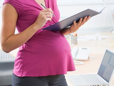 Praca zmianowa zwiększa ryzyko poronienia