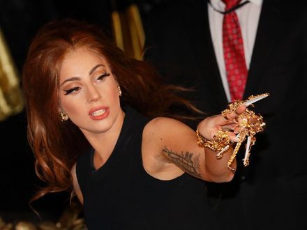 Lady Gaga: „Adele jest większa!”