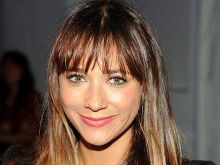 Rashida Jones krytykuje rozebrane celebrytki