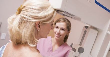 Mammografia nie obniża śmiertelności w wyniku raka piersi