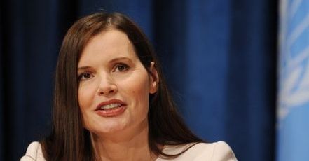 Geena Davis z chirurgami