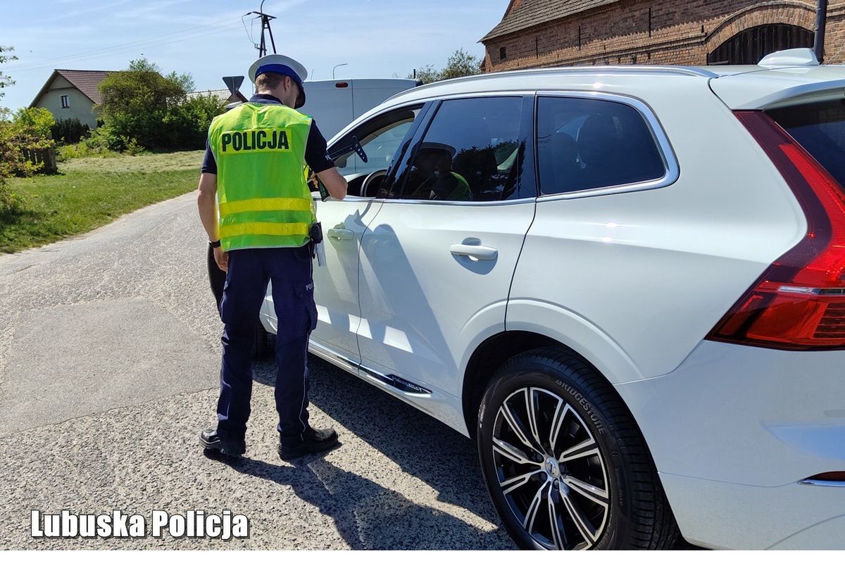 Brak OC może wykryć policjant podczas kontroli