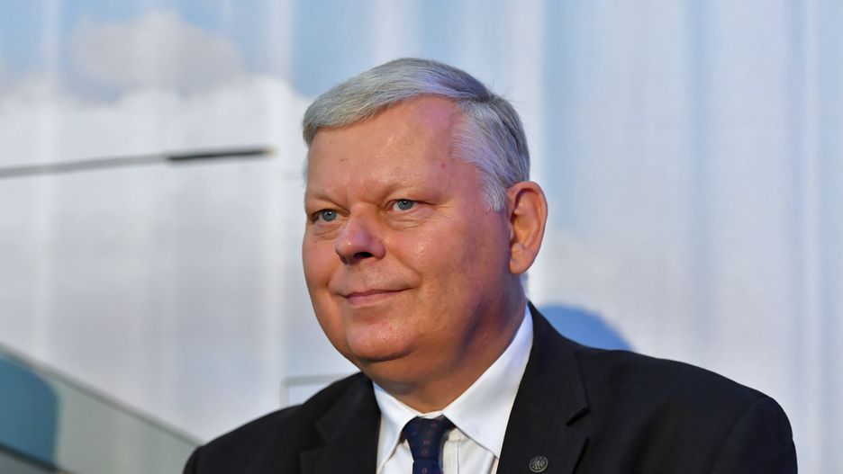 Marek Suski zhakowany. Poseł PiS tłumaczy: "Nie znam tej pani"