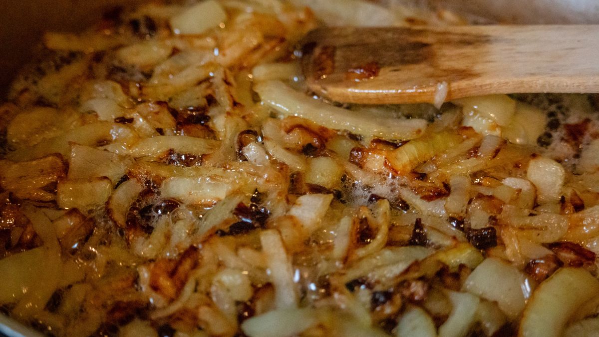 Cebula może szkodzić osobom z chorobami wątroby