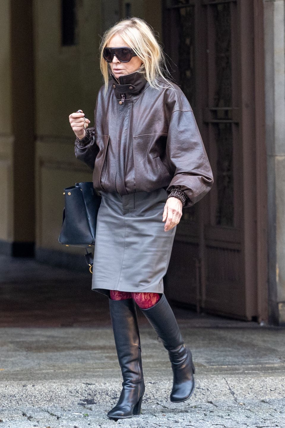 Monika Olejnik znów parkuje na zakazie