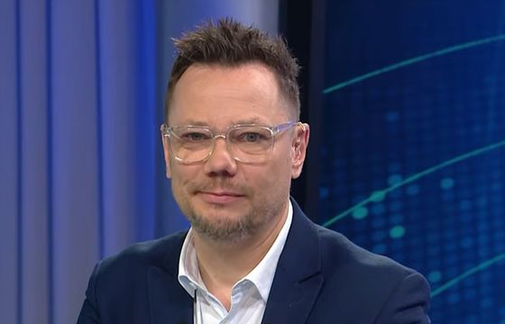 Dziennikarz TVP Info tłumaczył korzystanie ze znajomości przy leczeniu. Teraz obraca sprawę w żart