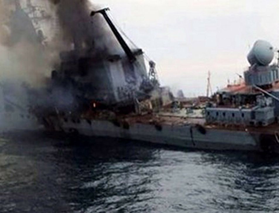 Wojna w Ukrainie. Zniszczony krążownik Moskwa 