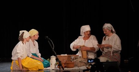 Onegdaje, czyli Spotkania z Tradycją Ludową w Teatrze Osterwy