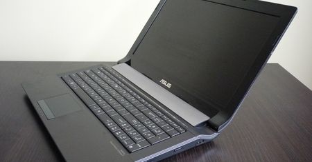 Asus N53SN - poczuj dotyk mocy [test cz. 1]