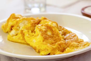 Zamiast jajecznicy, robię składane jajka. Każdy ich kęs rozpływa się w ustach