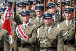 Leszek Moczulski: tej defilady nie powinno być