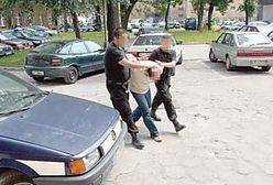 Ojciec zabił młotkiem żonę i syna