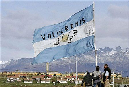 Argentyna potwierdza roszczenia do Falklandów