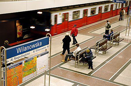 Pasażerowie stołecznego metra nie mają powodu do paniki?