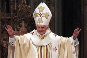 Benedykt XVI popularniejszy w USA po wizycie