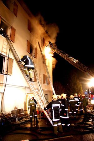 11 osób zginęło w pożarze w domu starców