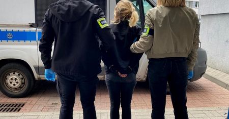 22-latka i jej 45-letni wspólnik zatrzymani. Okropne, co zrobili na dworcu