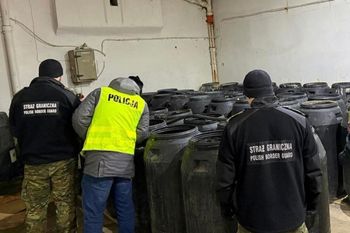 Zlikwidowano bimbrownię na Podlasiu. Przejęto tysiące litrów zacieru