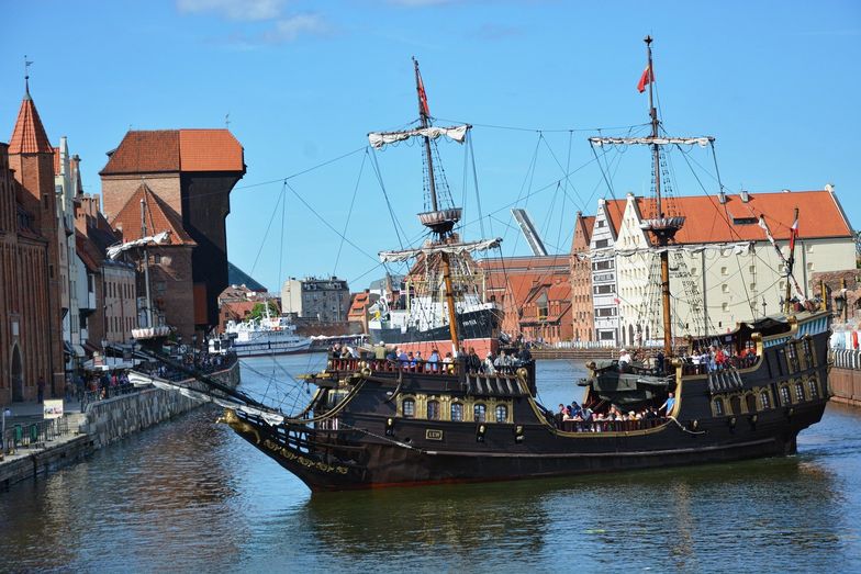 Zderzenie dwóch statków w Gdańsku. Są ranni
