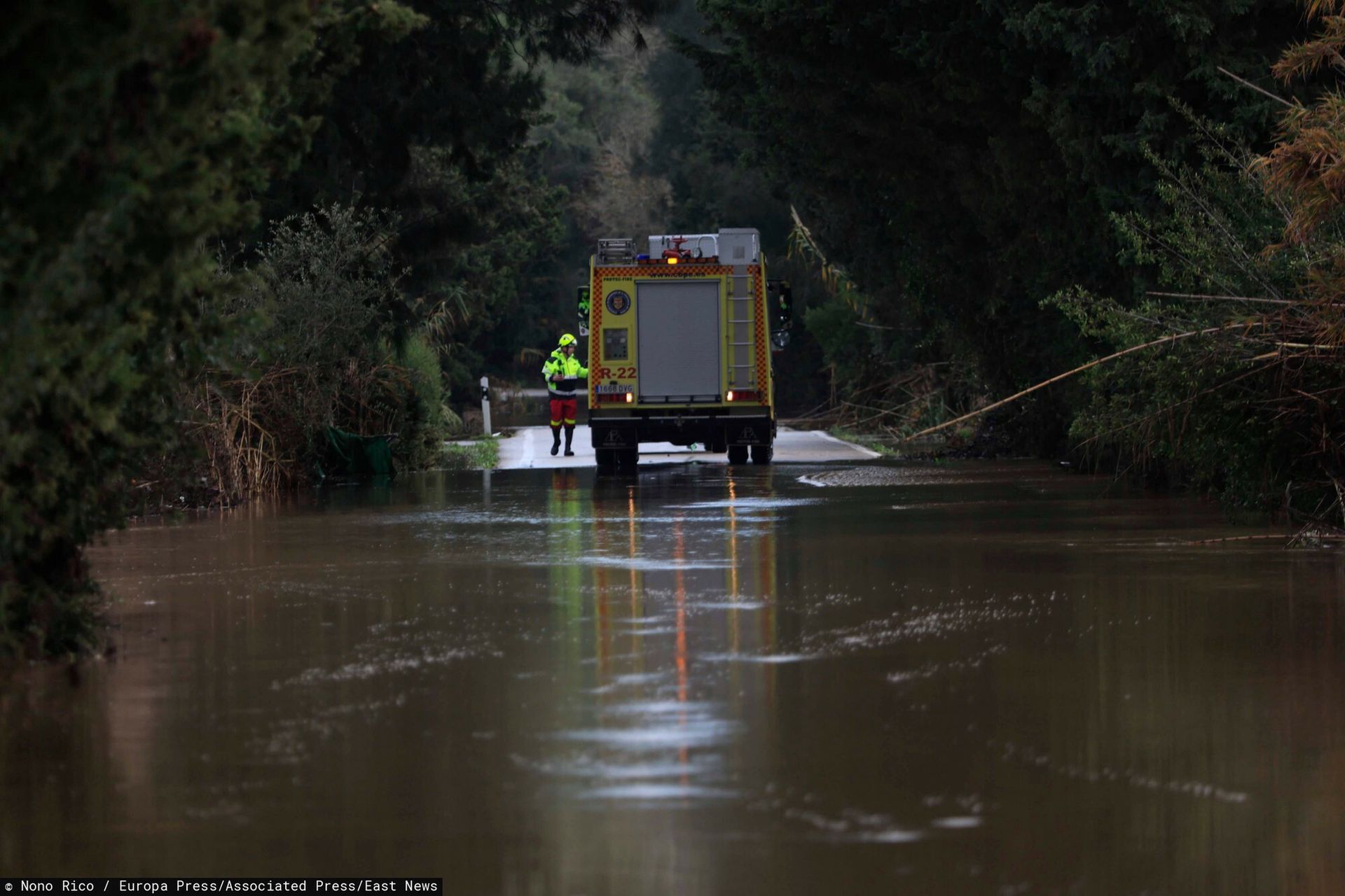 wiadomości,aktualności,WP Wiadomości Niż Francis sieje spustoszenie w Hiszpanii. Dotrze także do Polski