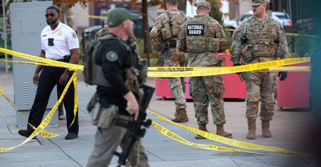 Atak na gwardzistów w Waszyngtonie. Donald Trump mówi o "akcie terroru"