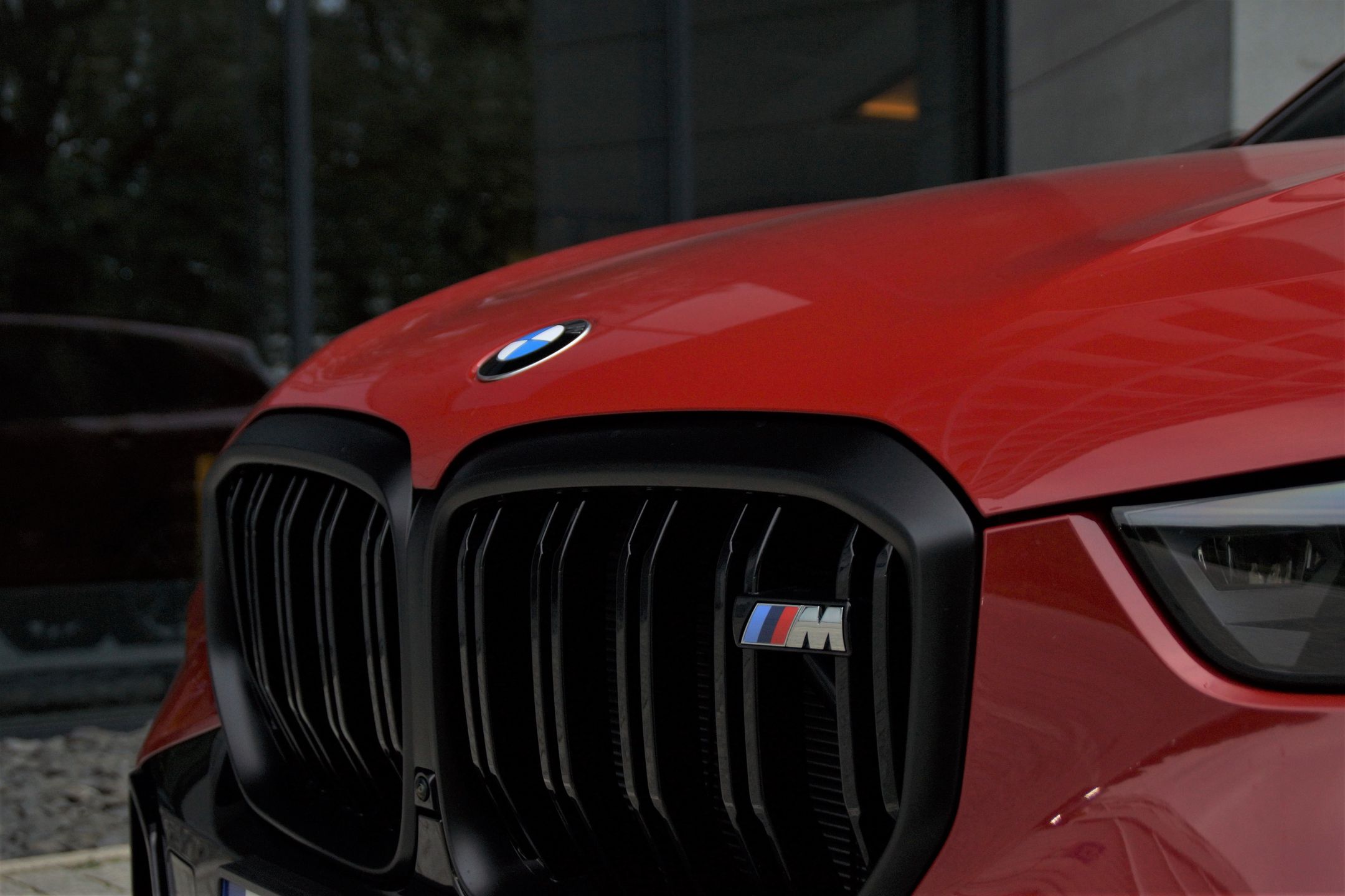 BMW X5 M60i