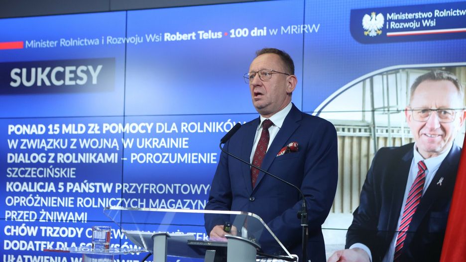 100 dni ministra Roberta Telusa w MRiRW. Zorganizował konferencję i odważnie wypunktował swoje sukcesy