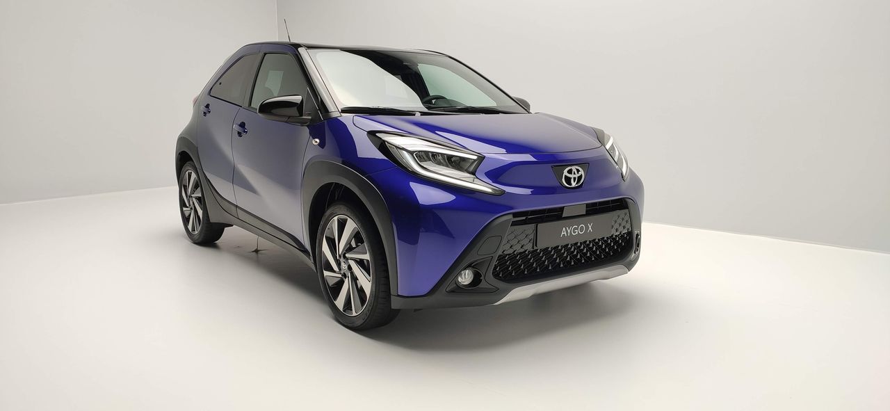 Mały samochód z dużymi aspiracjami. Toyota Aygo X to rewolucja w segmencie A