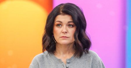 Zobaczył ją w telewizji. Stylista mówi o "chińskim bazarze"