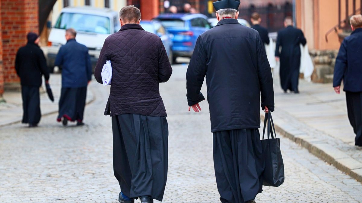 Fałszywi księża wyłudzają pieniądze po kolędzie