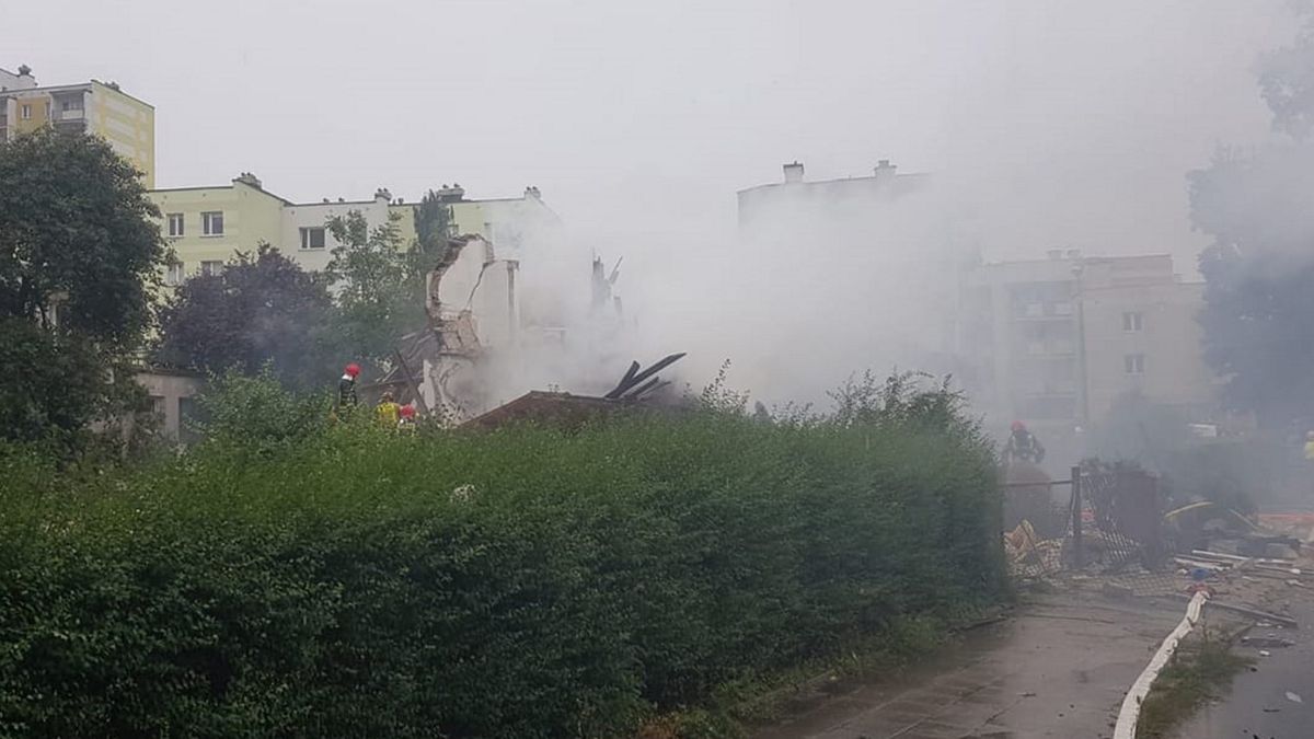 Potężny wybuch w domu jednorodzinnym w Toruniu przy ulicy Wybickiego. 