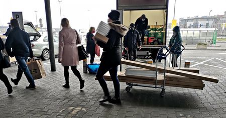 Lockdown w Polsce pełen wyjątków. Te sklepy pozostaną otwarte