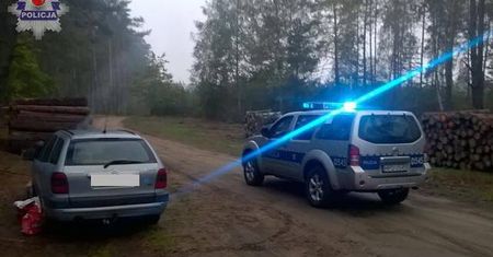 Sosnowica: Kobiety zgubiły się w lesie. Po pomoc zadzwoniły na policje