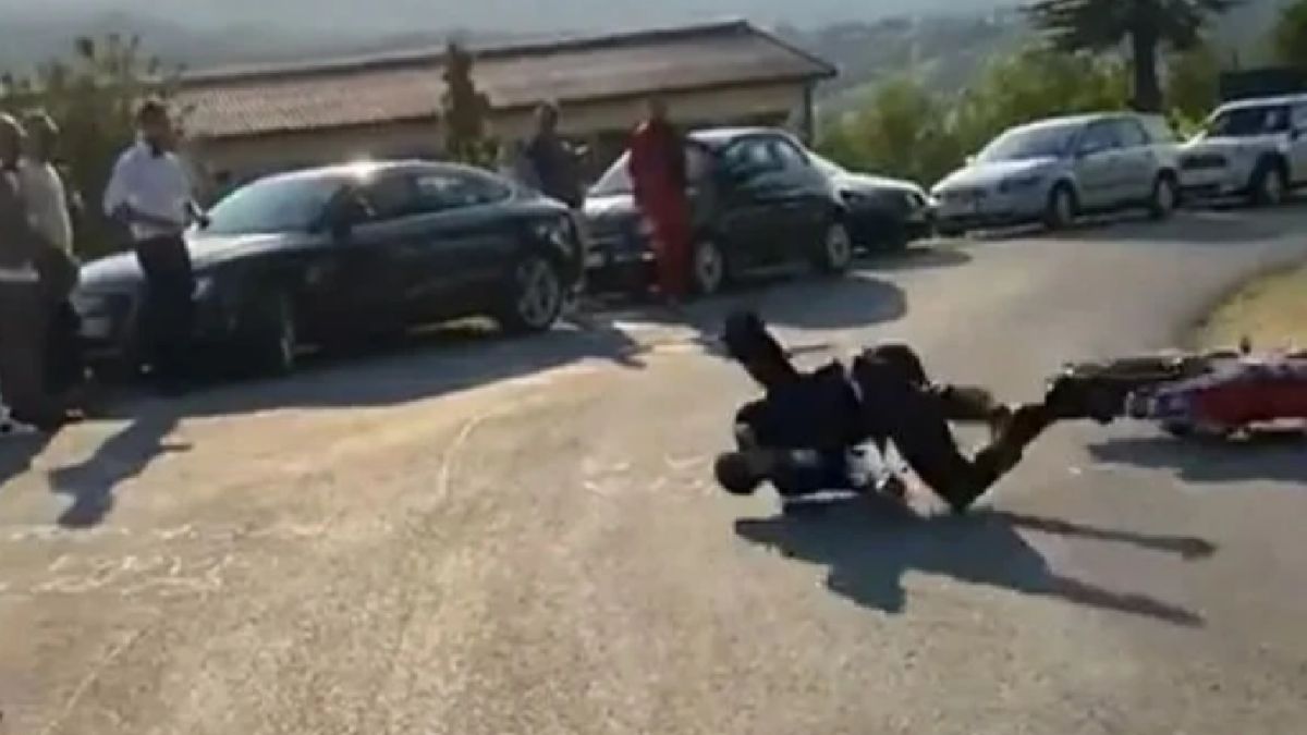 Pan młody połamał objojczyk.