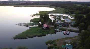 Spór o działkę nad jeziorem. Ratownicy mają się wynieść. Burmistrz stawia ultimatum