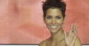 Halle Berry pokazuje swoje prawie nagie ciało! Przypomnijmy, ma 56 lat.