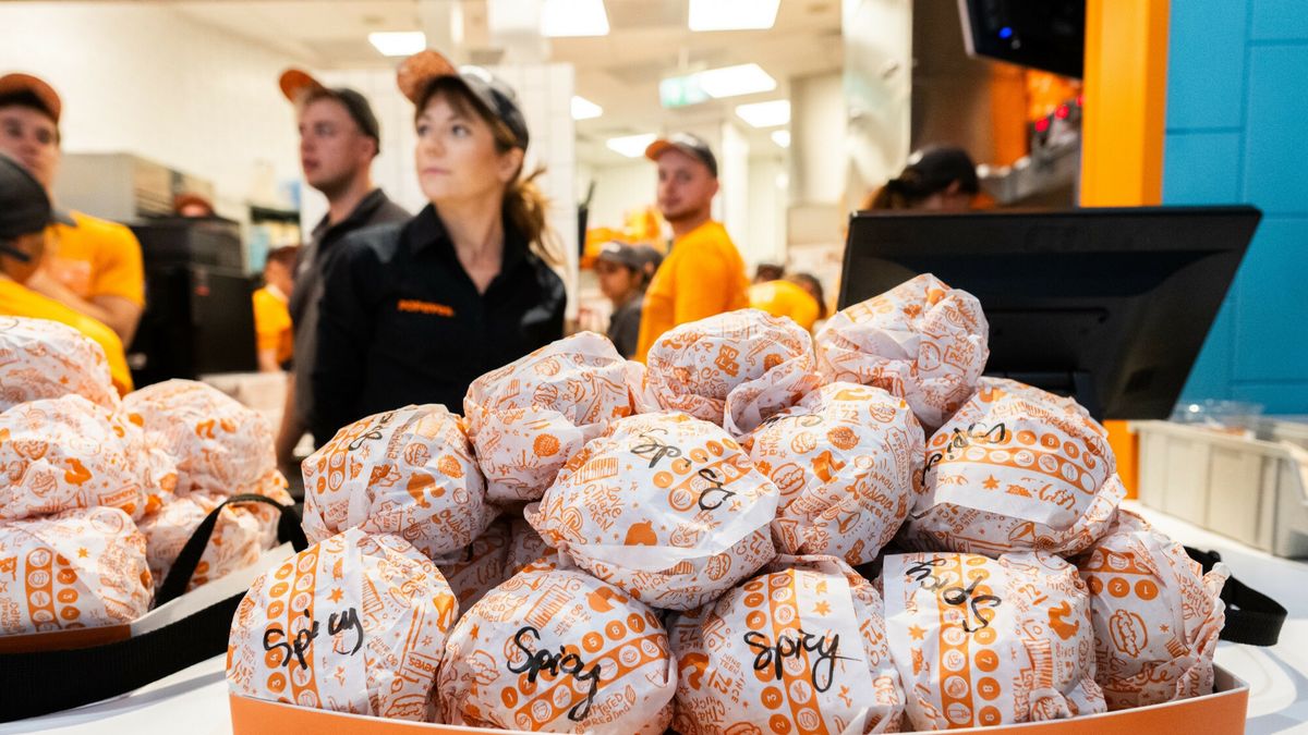 Popeyes zatrudnia już tysiąc osób w Polsce 