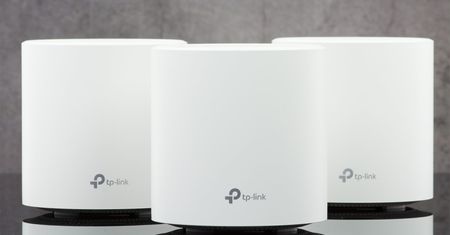 Dzięki TP-Link Deco X60 porzucisz kable. On za to bardzo ich potrzebuje