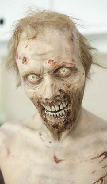Jak przebiega przemiana w zombie? 9
