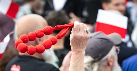 To oni zdecydują o wyniku wyborów? Wiemy, jak zagłosują młodzi i seniorzy
