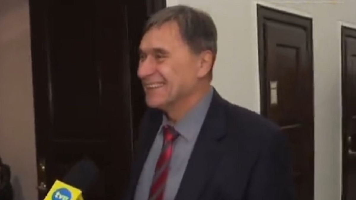 Wojciech Szarama w rozmowie z reporterką TVN.