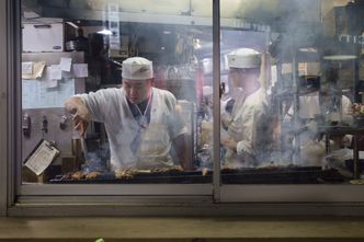 Japońskie restauracje droższe dla turystów. Wprowadzają dwa cenniki