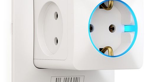 Genialne gniazdko, które w razie potrzeby możemy wysunąć ze ściany 1