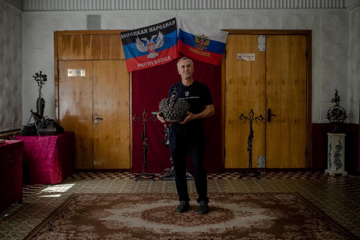 Wojna w Ukrainie trwa od 2014 roku. W moim projekcie nie chcę pokazywać wyłącznie jej, ale to, o co naprawdę się toczy. Jak destrukcyjnie działa propaganda i jak silnie rozwinięte są mechanizmy dezinformacji.