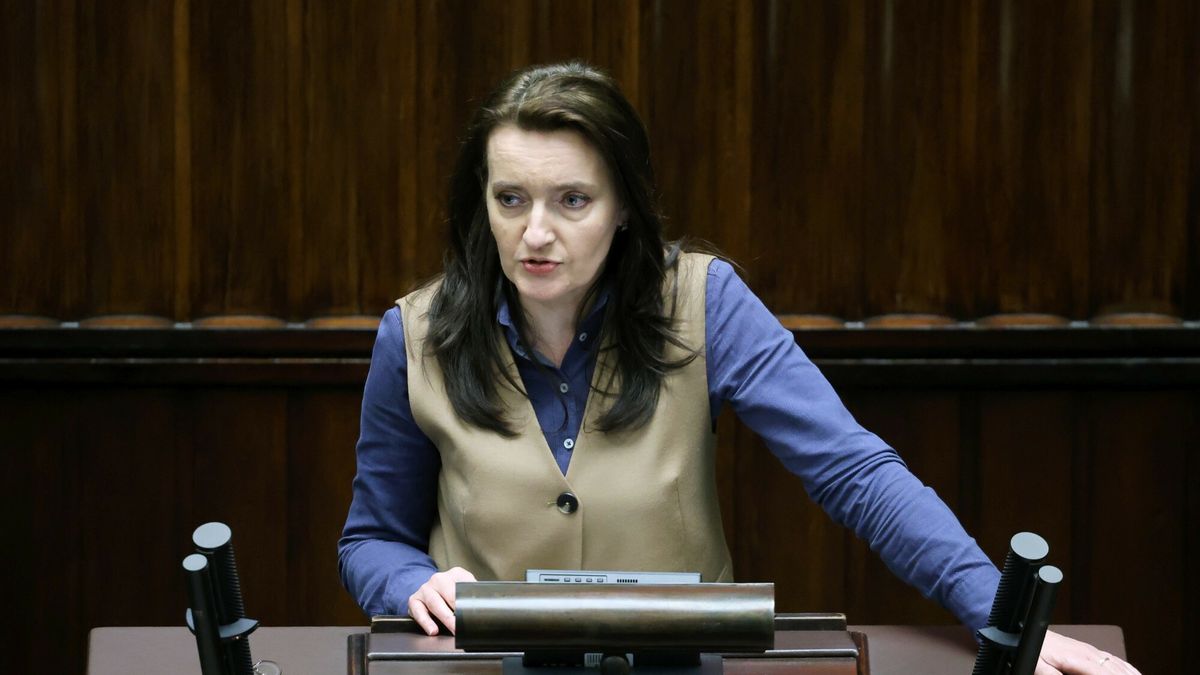 Minister ds. polityki senioralnej Marzena Okła-Drewnowicz