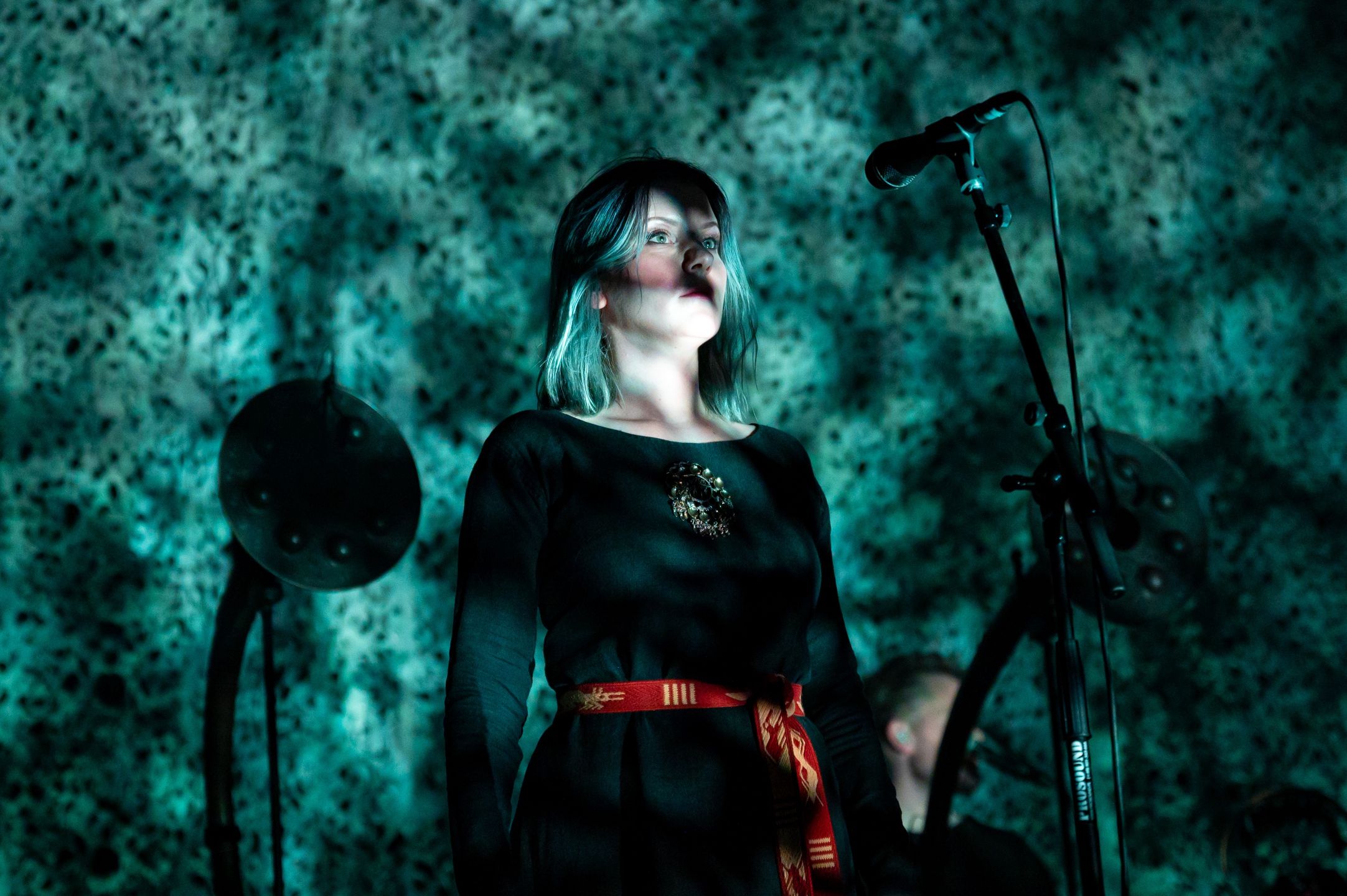 Wardruna na scenie Gdańskiego Teatru Szekspirowskiego
